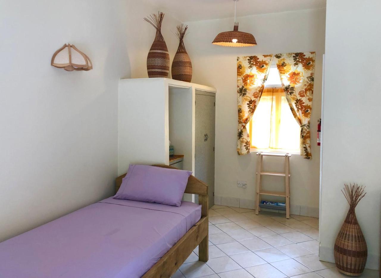 Soufriere Guesthouse Bagian luar foto