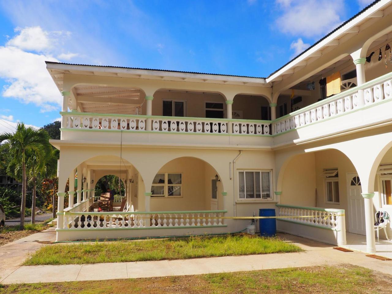Soufriere Guesthouse Bagian luar foto