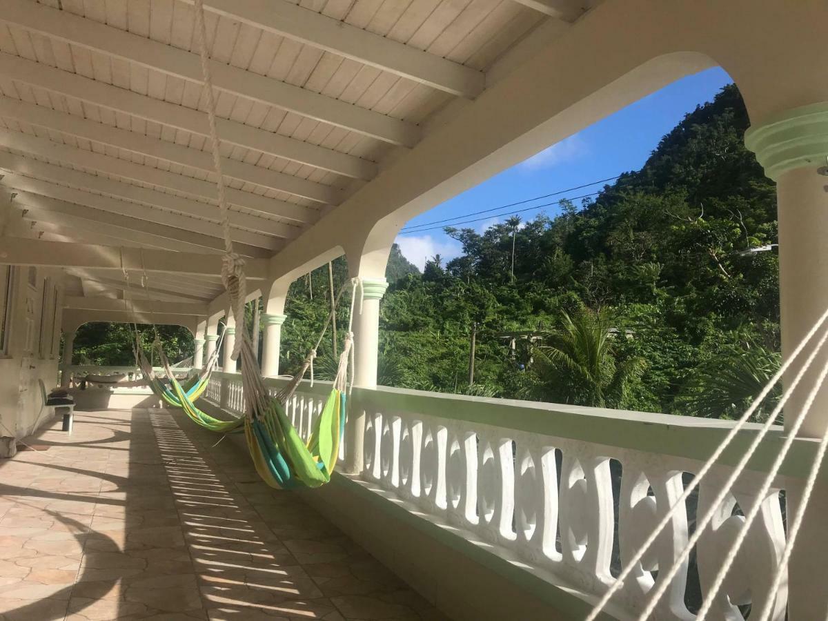 Soufriere Guesthouse Bagian luar foto