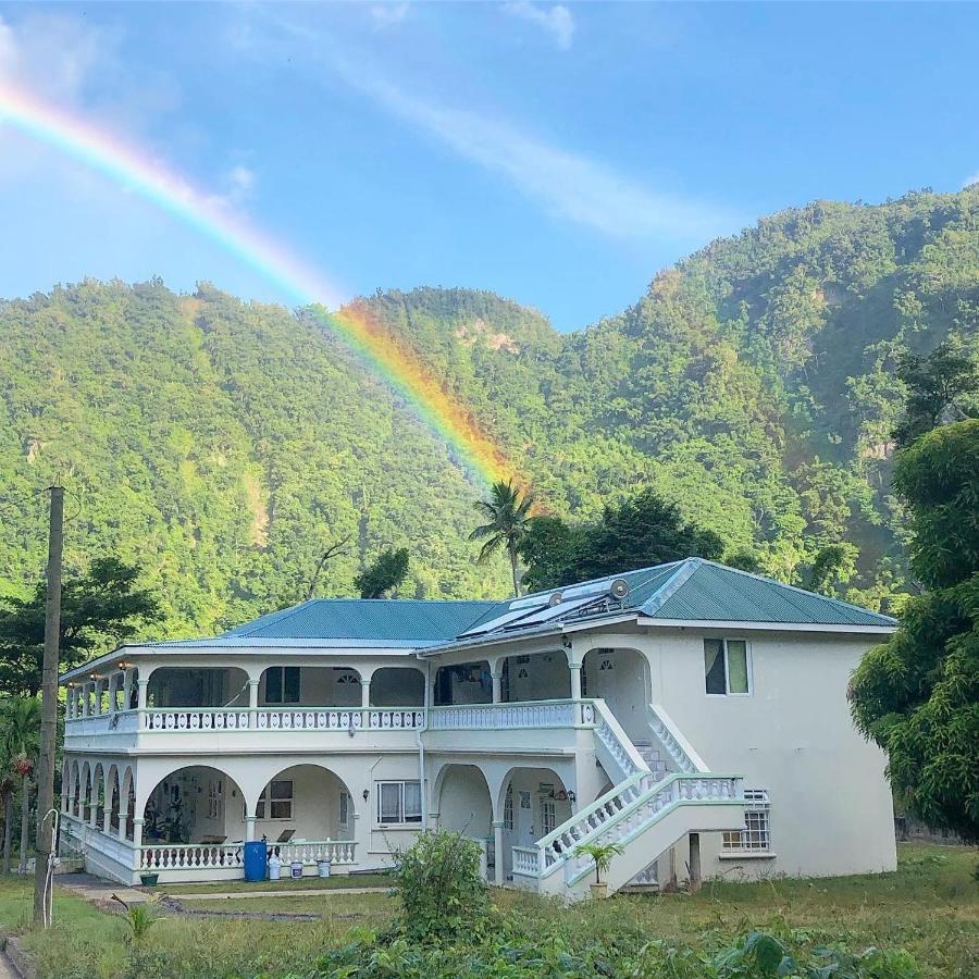 Soufriere Guesthouse Bagian luar foto